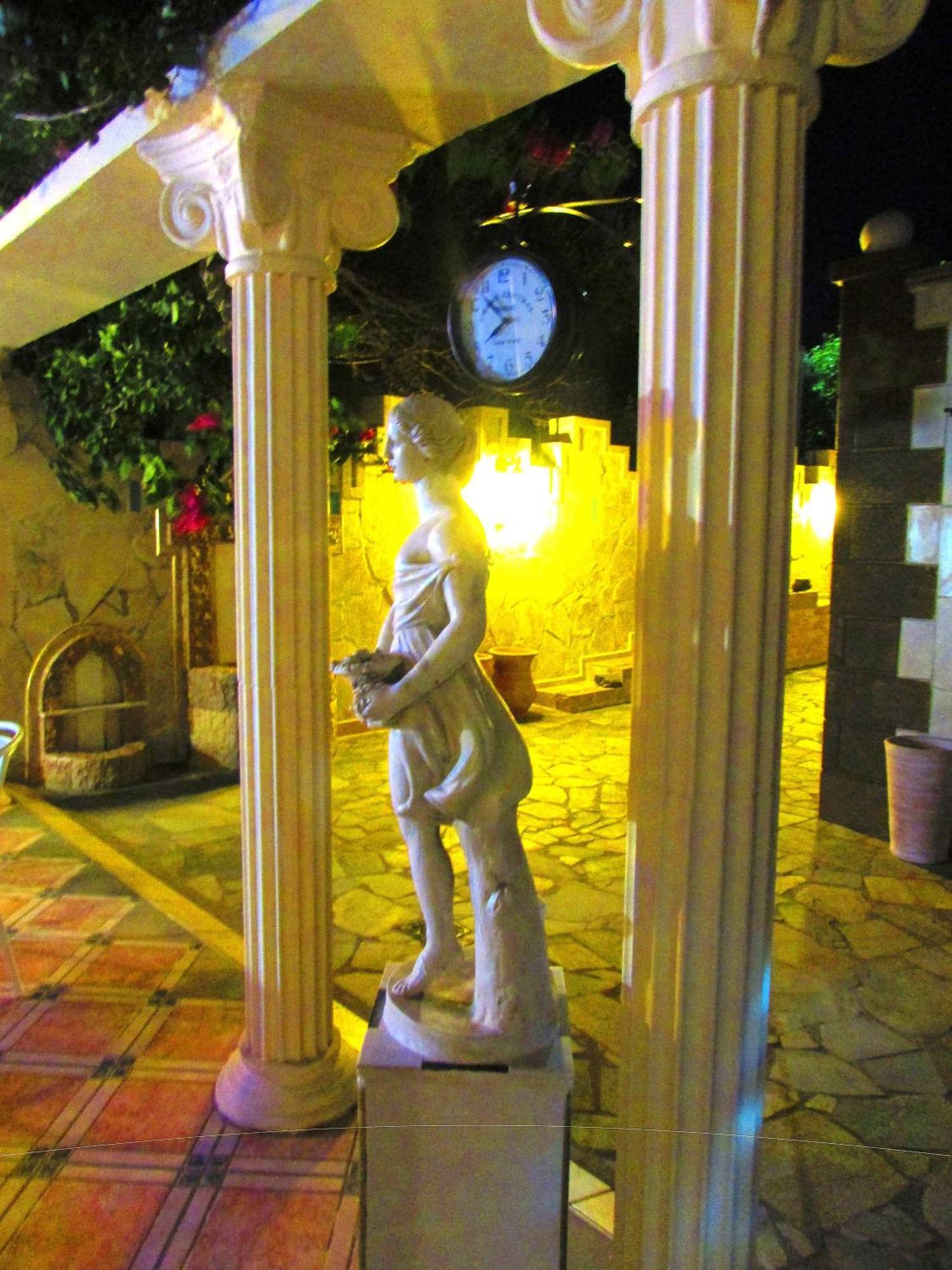 Castellino Zwillingsstudios *